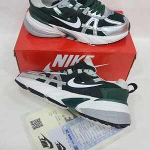 حذاء نايك رياضي كاجوال – أخضر داكن × فضي