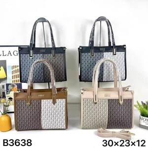 ضيفي لمسة من الأناقة لإطلالتك مع هذه الحقيبة النسائية الراقية التي تجمع بين