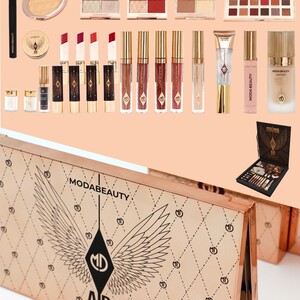صندوق مودا بيوتي (Moda Beauty Box) يحتوي على مجموعة مكياج فاخرة تشمل: